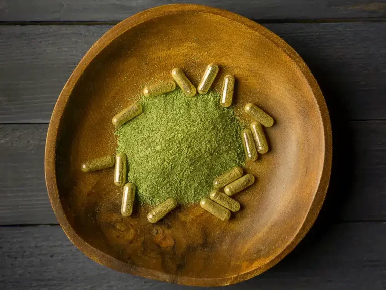 Kratom Pills for Anxiety: Can They Help with Stress Management?